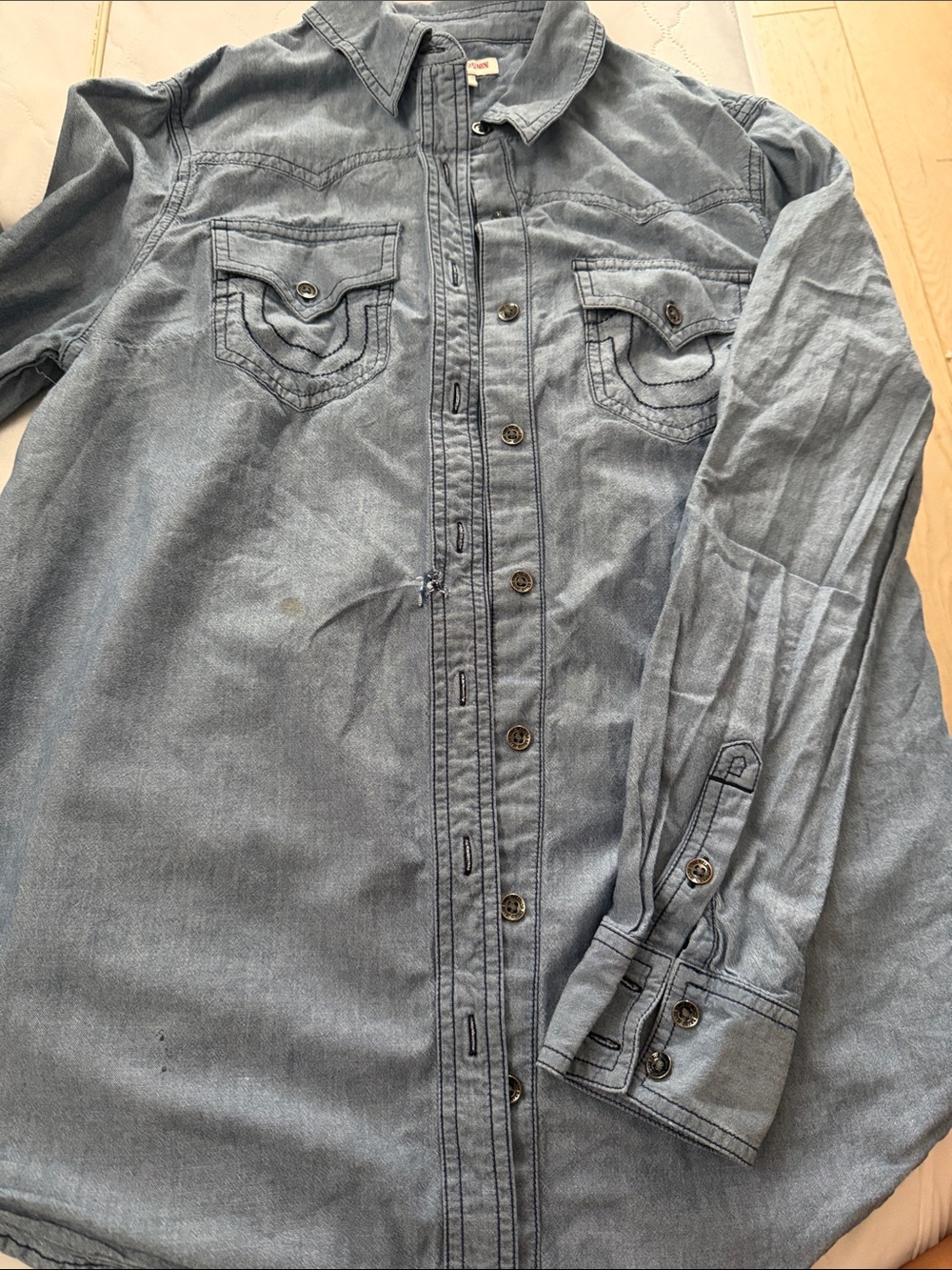 Women True Religion Light Blue Denim Button-Up Shirt